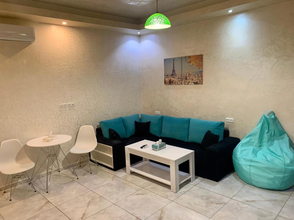 Luxury Apartment With Jacuzzi On Republic Square Erevan Exterior foto
