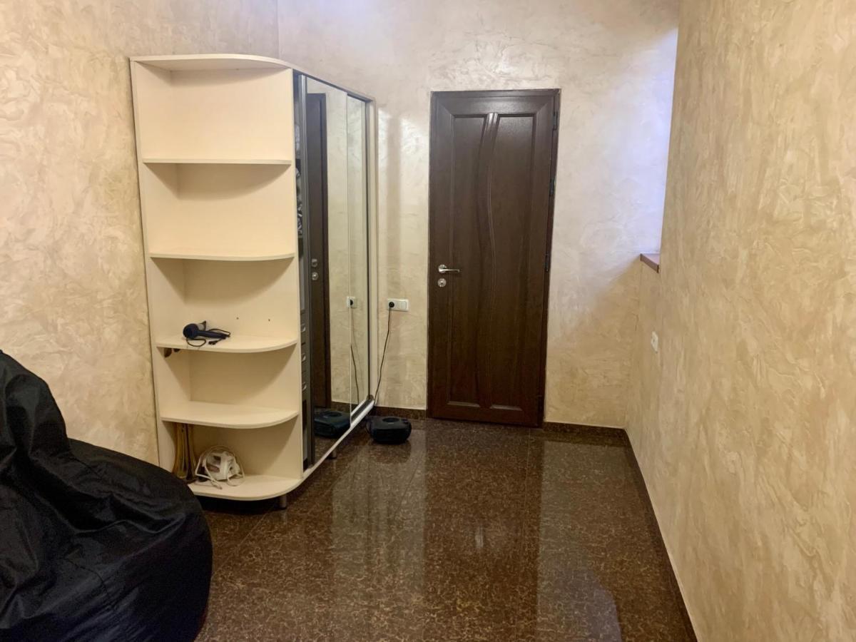 Luxury Apartment With Jacuzzi On Republic Square Erevan Exterior foto