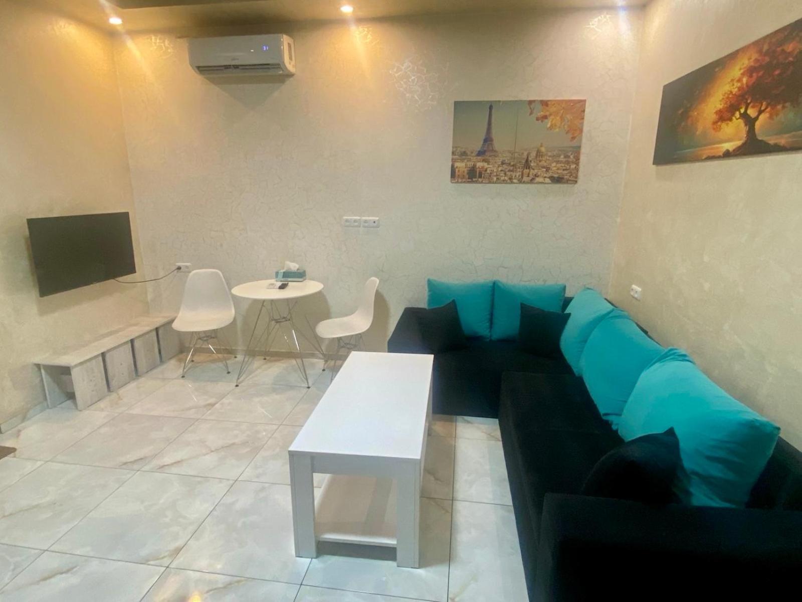 Luxury Apartment With Jacuzzi On Republic Square Erevan Exterior foto